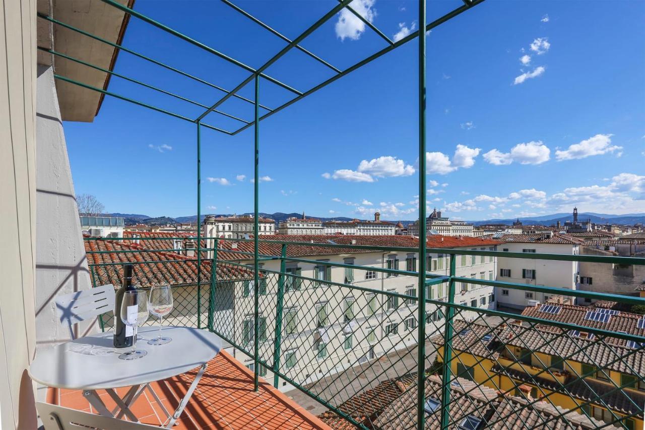 Apartmán Penthouse With Big Terrace In Oltrarno Florencie Exteriér fotografie
